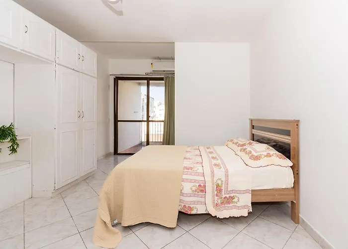 Flat Posto 6 Com Piscina - Copacabana Rio de Janeiro